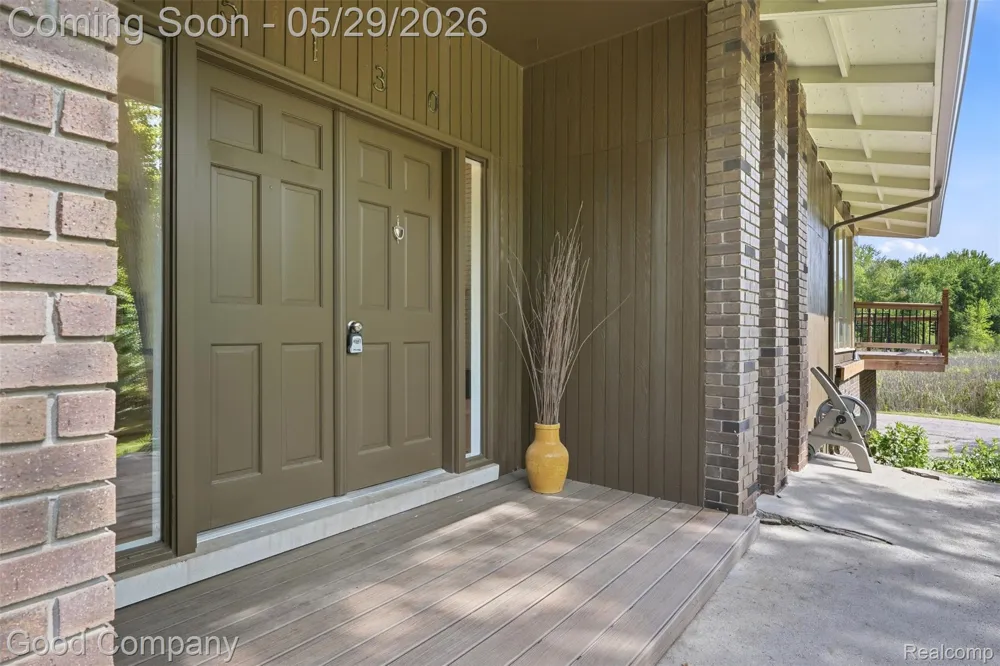 5130 Seymour Lake Road Brandon Charter Township, MI 48371
