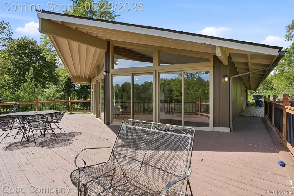 5130 Seymour Lake Road Brandon Charter Township, MI 48371