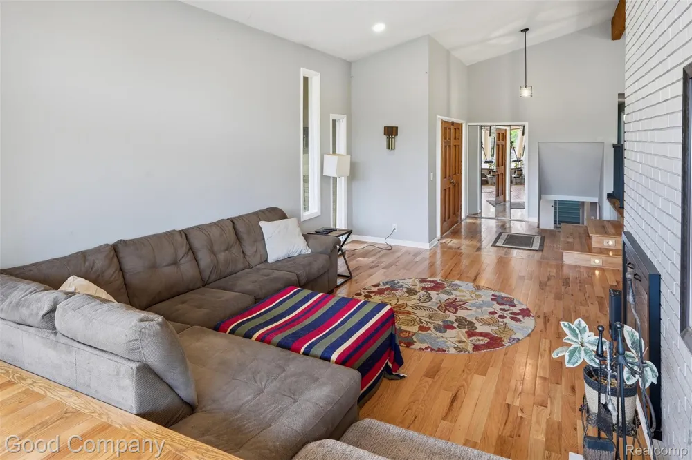 5130 Seymour Lake Road Brandon Charter Township, MI 48371