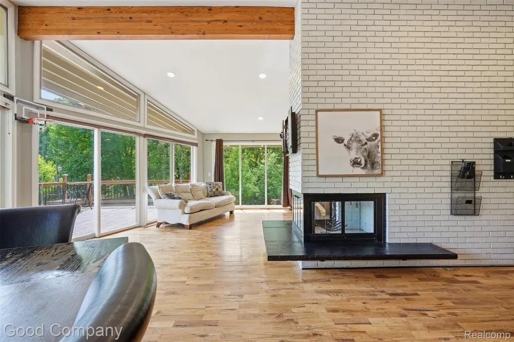 5130 Seymour Lake Road Brandon Charter Township, MI 48371