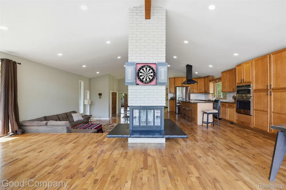 5130 Seymour Lake Road Brandon Charter Township, MI 48371