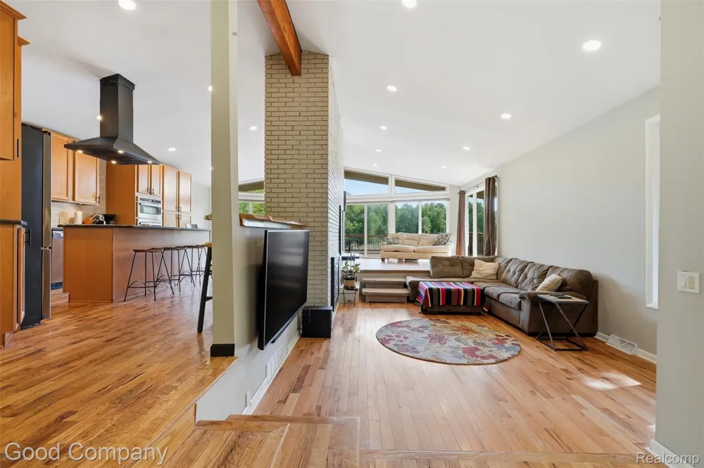 5130 Seymour Lake Road Brandon Charter Township, MI 48371