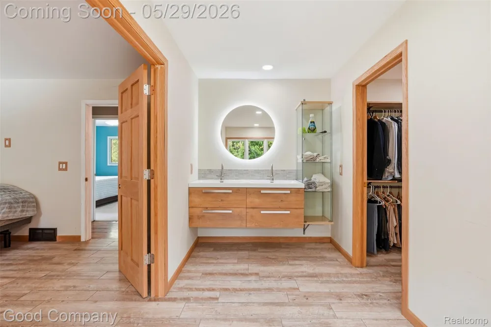 5130 Seymour Lake Road Brandon Charter Township, MI 48371