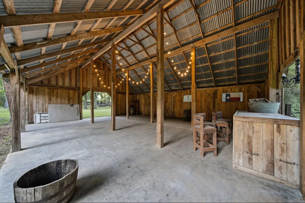 9905 Kleppel Road Tomball, TX 77375
