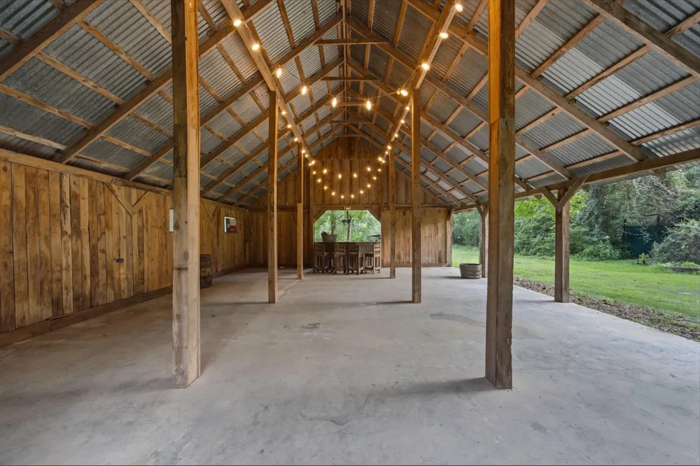 9905 Kleppel Road Tomball, TX 77375
