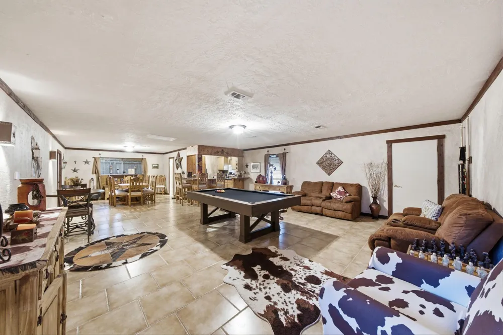 9905 Kleppel Road Tomball, TX 77375