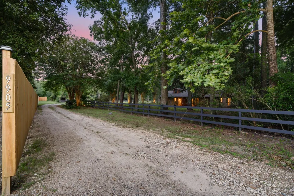 9905 Kleppel Road Tomball, TX 77375