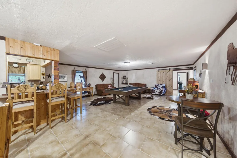 9905 Kleppel Road Tomball, TX 77375