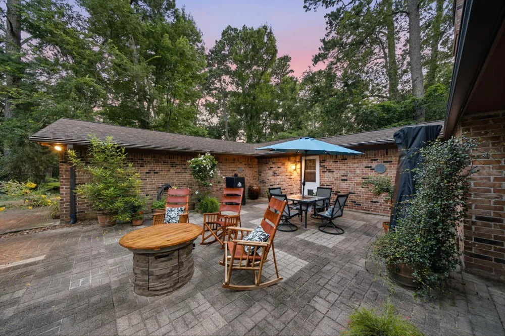 9905 Kleppel Road Tomball, TX 77375