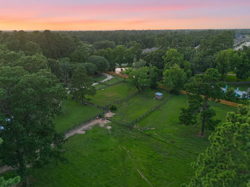 9905 Kleppel Road Tomball, TX 77375