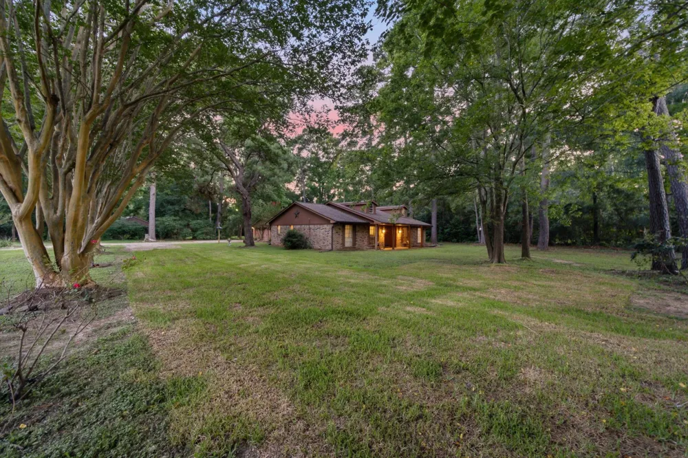 9905 Kleppel Road Tomball, TX 77375