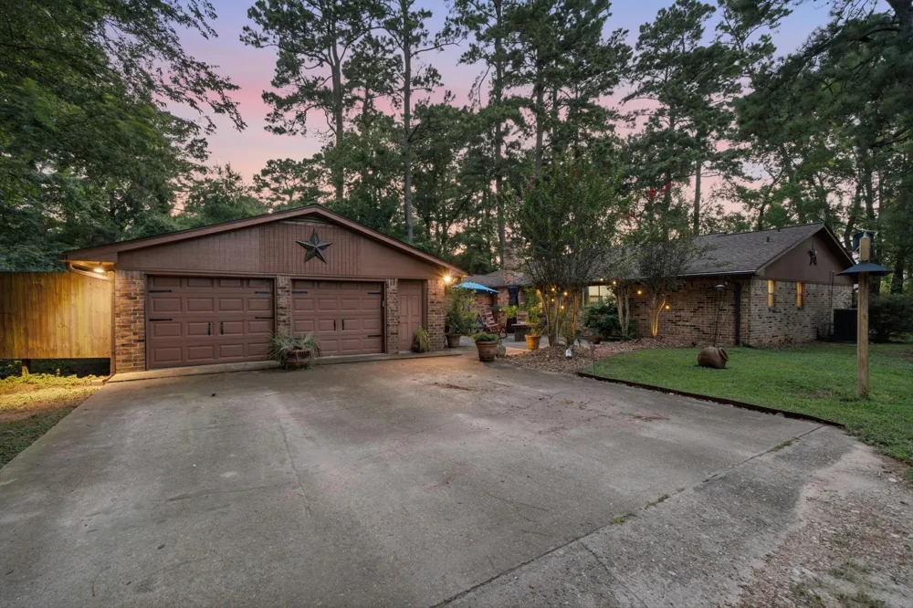 9905 Kleppel Road Tomball, TX 77375