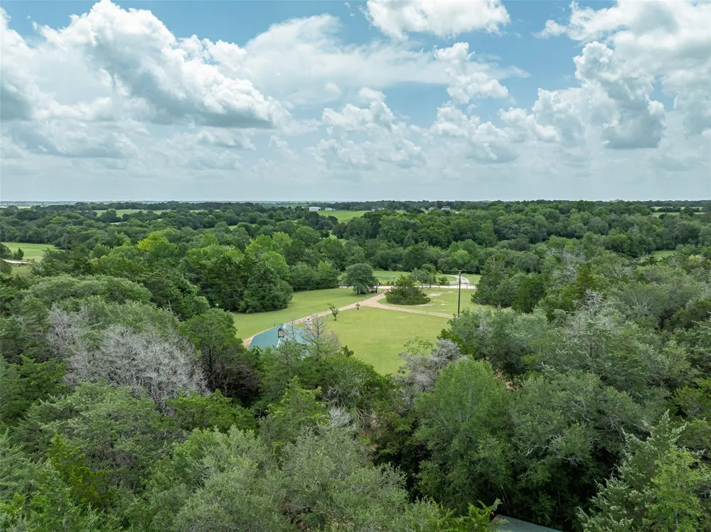 10900 Mayer Cemetery Road Burton, TX 77835