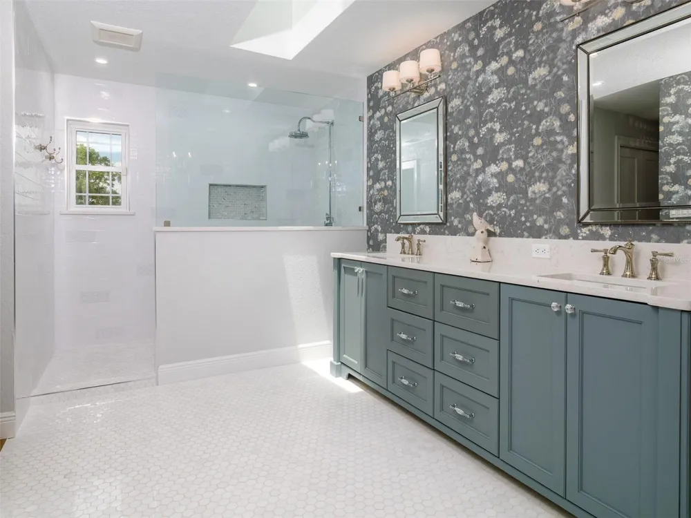 10250 NW 76TH TERRACE ocala, FL 34482