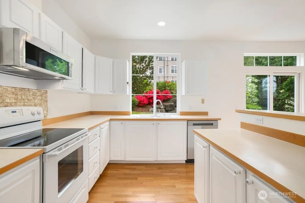 5301 164th Avenue SE #7-4 Bellevue, WA 98006