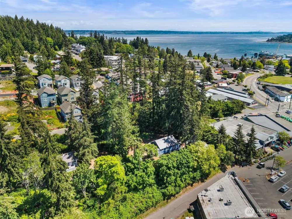 26304 Bannister Street NE Kingston, WA 98346