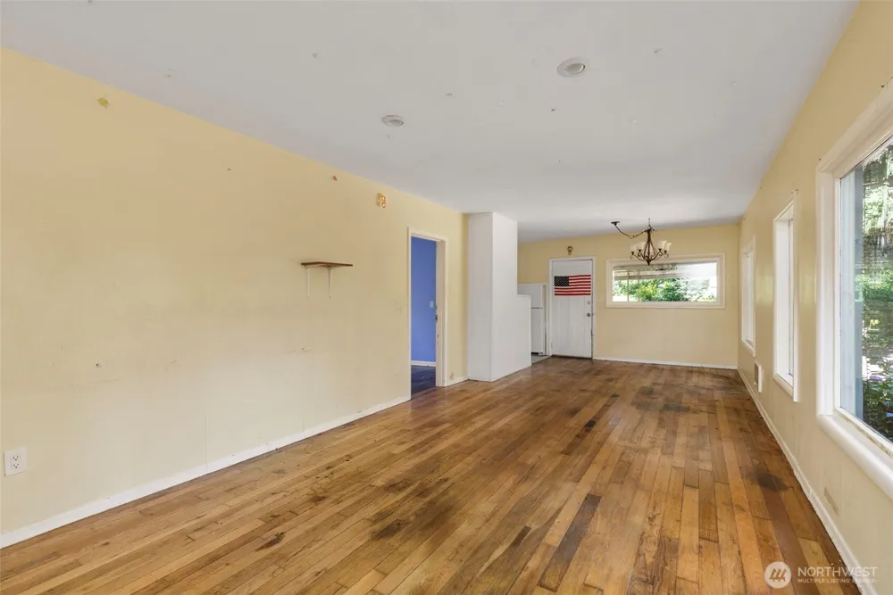 26304 Bannister Street NE Kingston, WA 98346