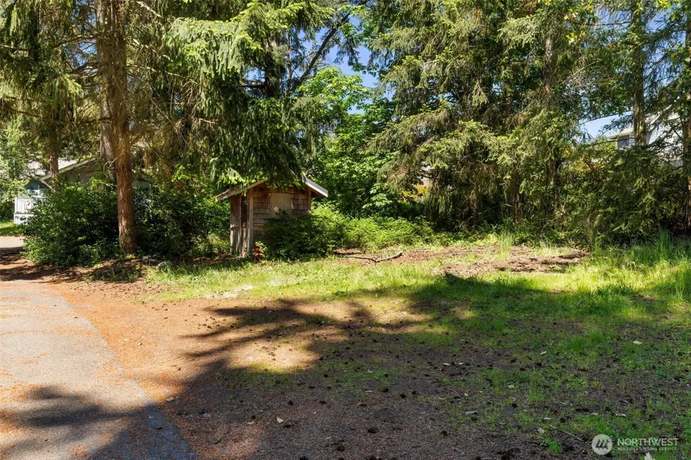 26304 Bannister Street NE Kingston, WA 98346