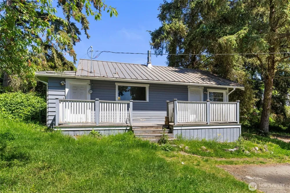 26304 Bannister Street NE Kingston, WA 98346
