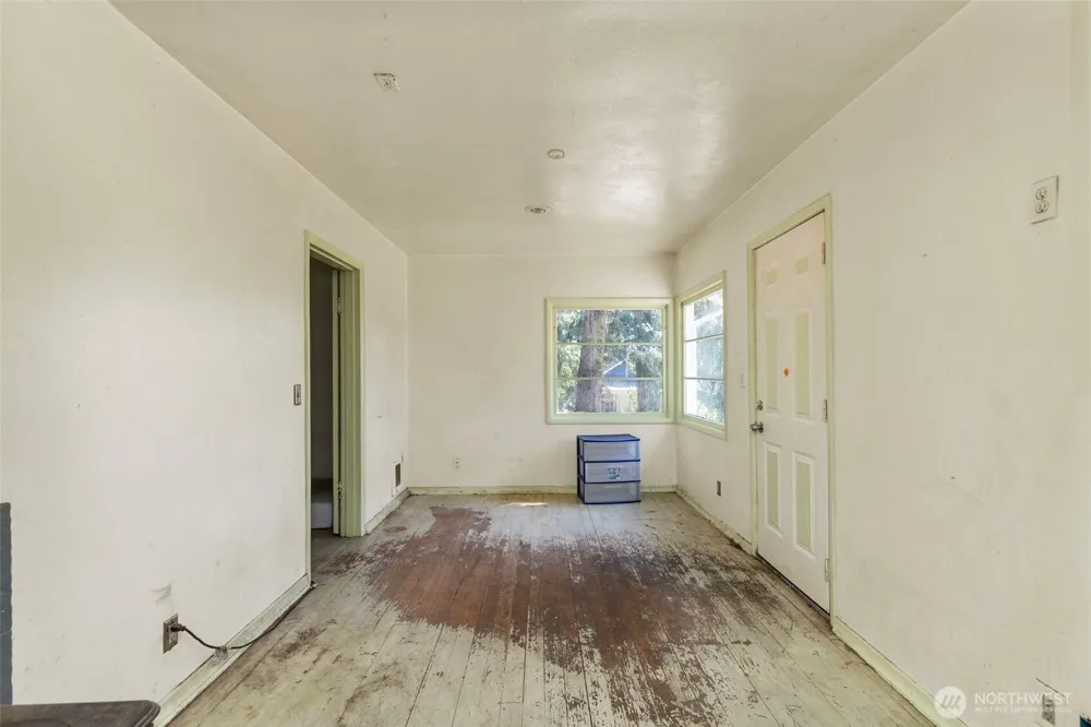 26304 Bannister Street NE Kingston, WA 98346
