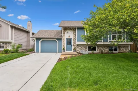 632 W Chestnut Court