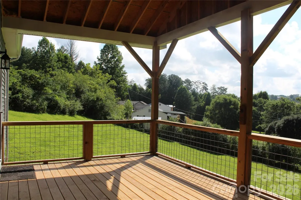2 Watsell Drive Leicester, NC 28748