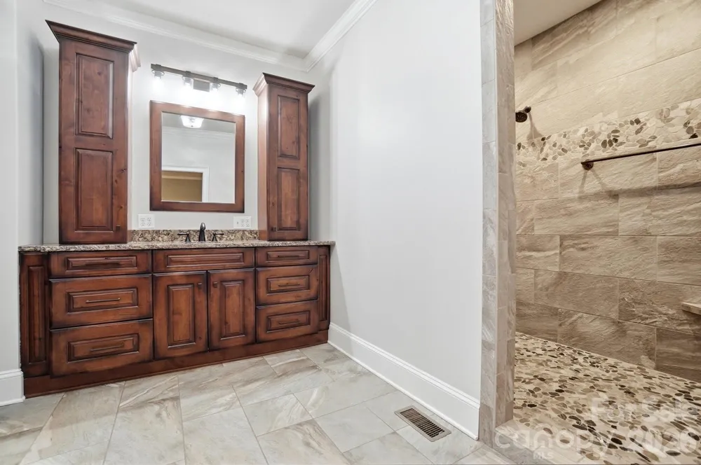 221 Whiterock Drive Mount Holly, NC 28120