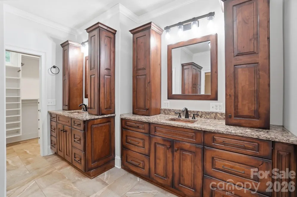 221 Whiterock Drive Mount Holly, NC 28120
