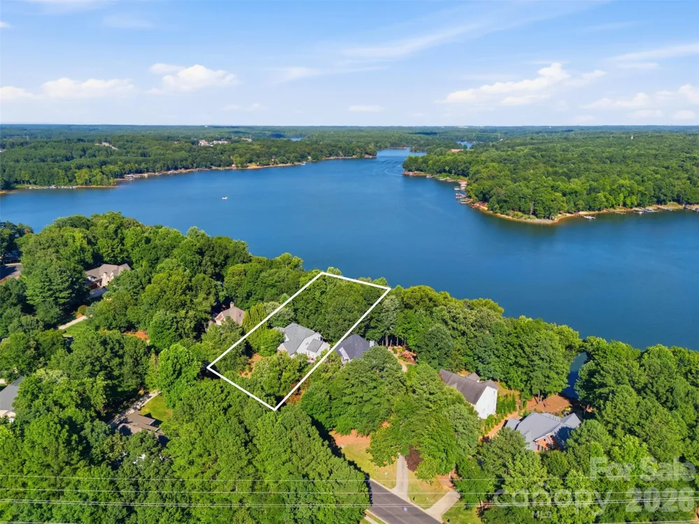 221 Whiterock Drive Mount Holly, NC 28120