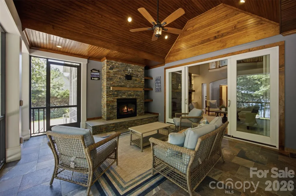 221 Whiterock Drive Mount Holly, NC 28120
