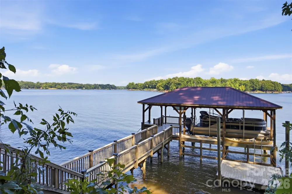 221 Whiterock Drive Mount Holly, NC 28120