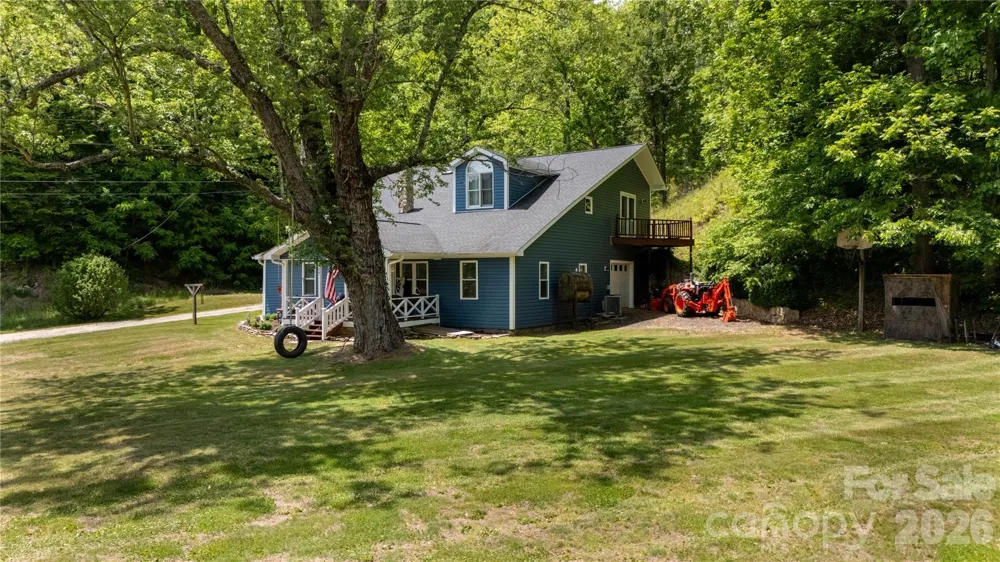 84 Sheets Farm Road Bakersville, NC 28705