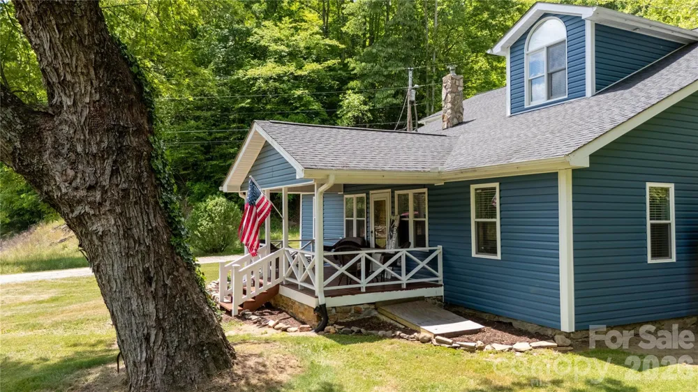 84 Sheets Farm Road Bakersville, NC 28705
