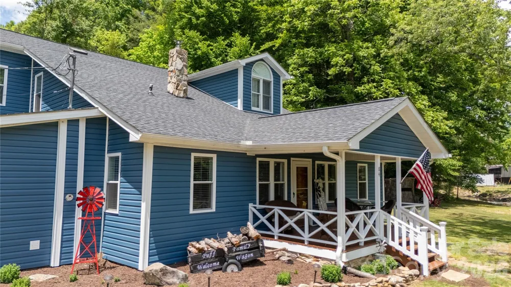 84 Sheets Farm Road Bakersville, NC 28705