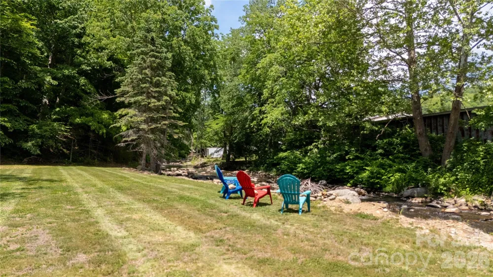 84 Sheets Farm Road Bakersville, NC 28705