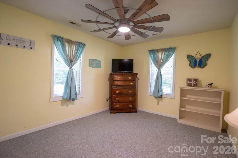 84 Sheets Farm Road Bakersville, NC 28705