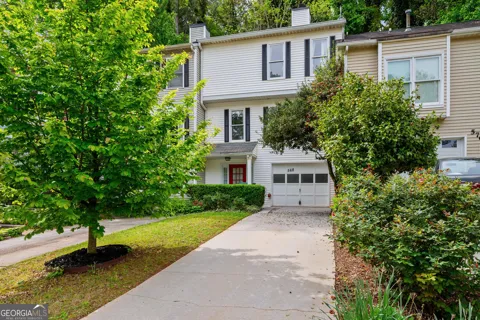 568 Stratford GRN