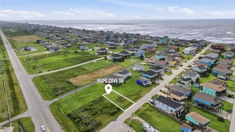 982 S Cove