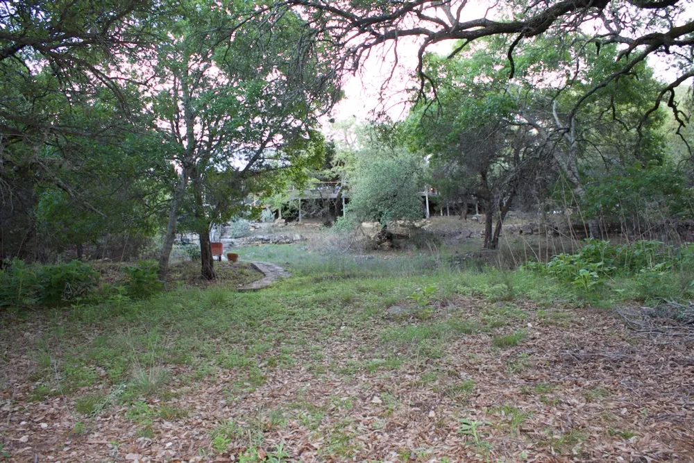 555 Hillsedge Road Wimberley, TX 78676