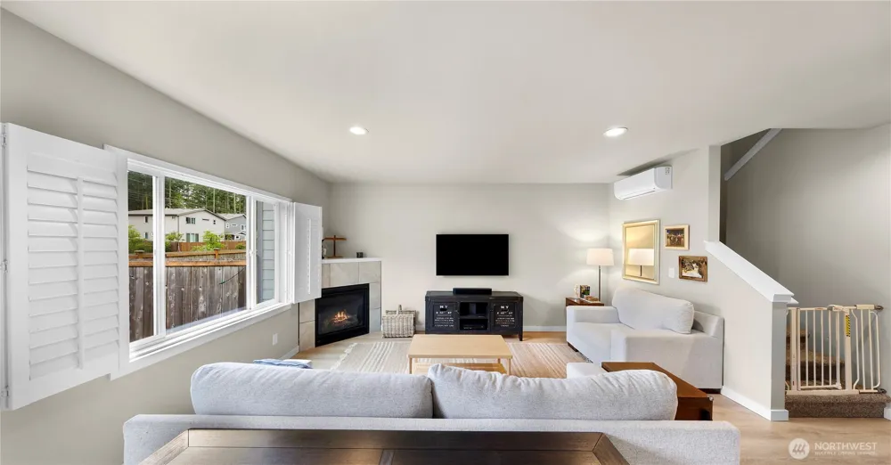 1911 SW Cooper Way Oak Harbor, WA 98277