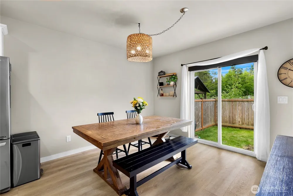 1911 SW Cooper Way Oak Harbor, WA 98277
