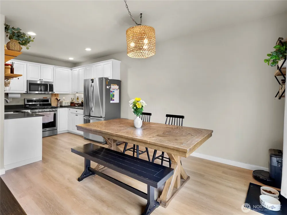 1911 SW Cooper Way Oak Harbor, WA 98277