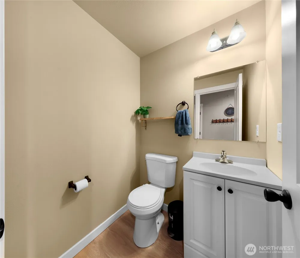 1911 SW Cooper Way Oak Harbor, WA 98277