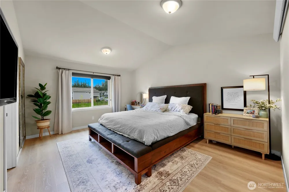 1911 SW Cooper Way Oak Harbor, WA 98277