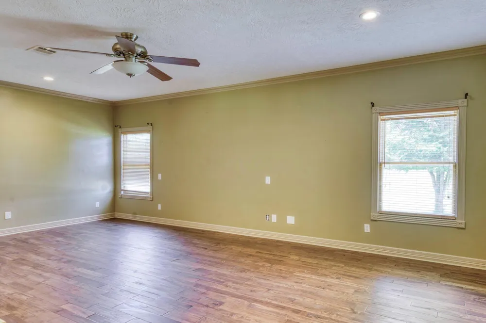 4442 Poteet Road Normangee, TX 77871