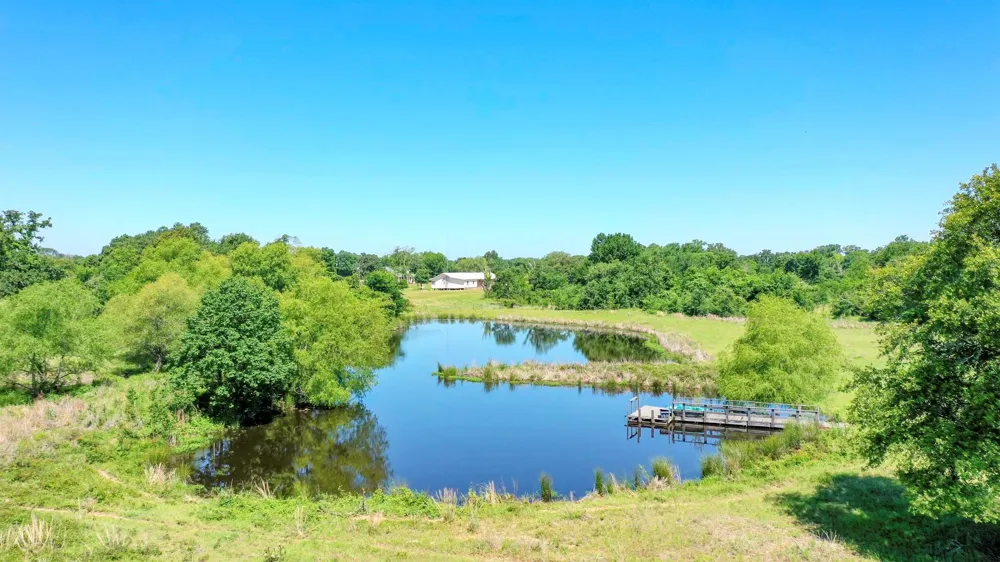 4442 Poteet Road Normangee, TX 77871