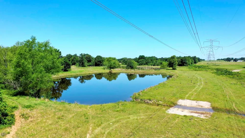 4442 Poteet Road Normangee, TX 77871