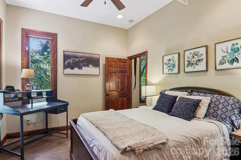184 Deep Woods Lane Saluda, NC 28773