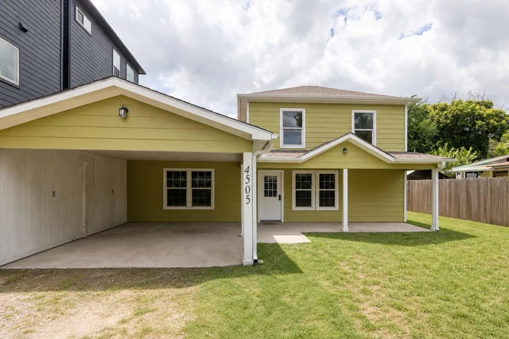 4505 Cochran Street Houston, TX 77009