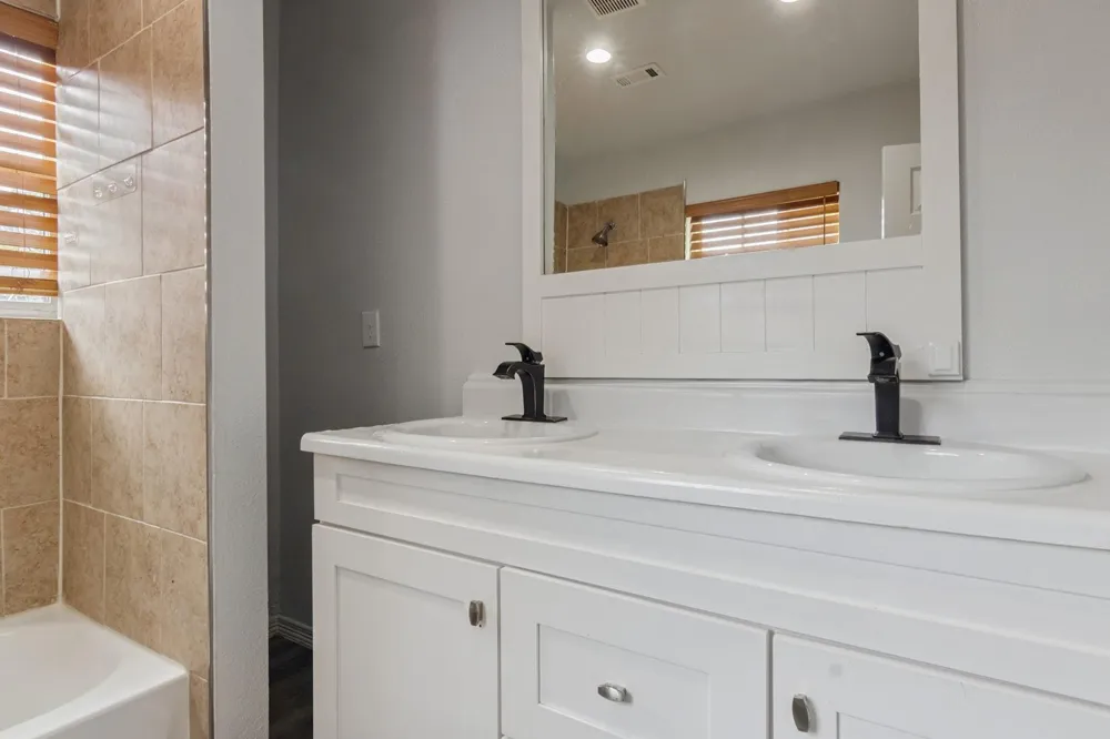 4505 Cochran Street Houston, TX 77009